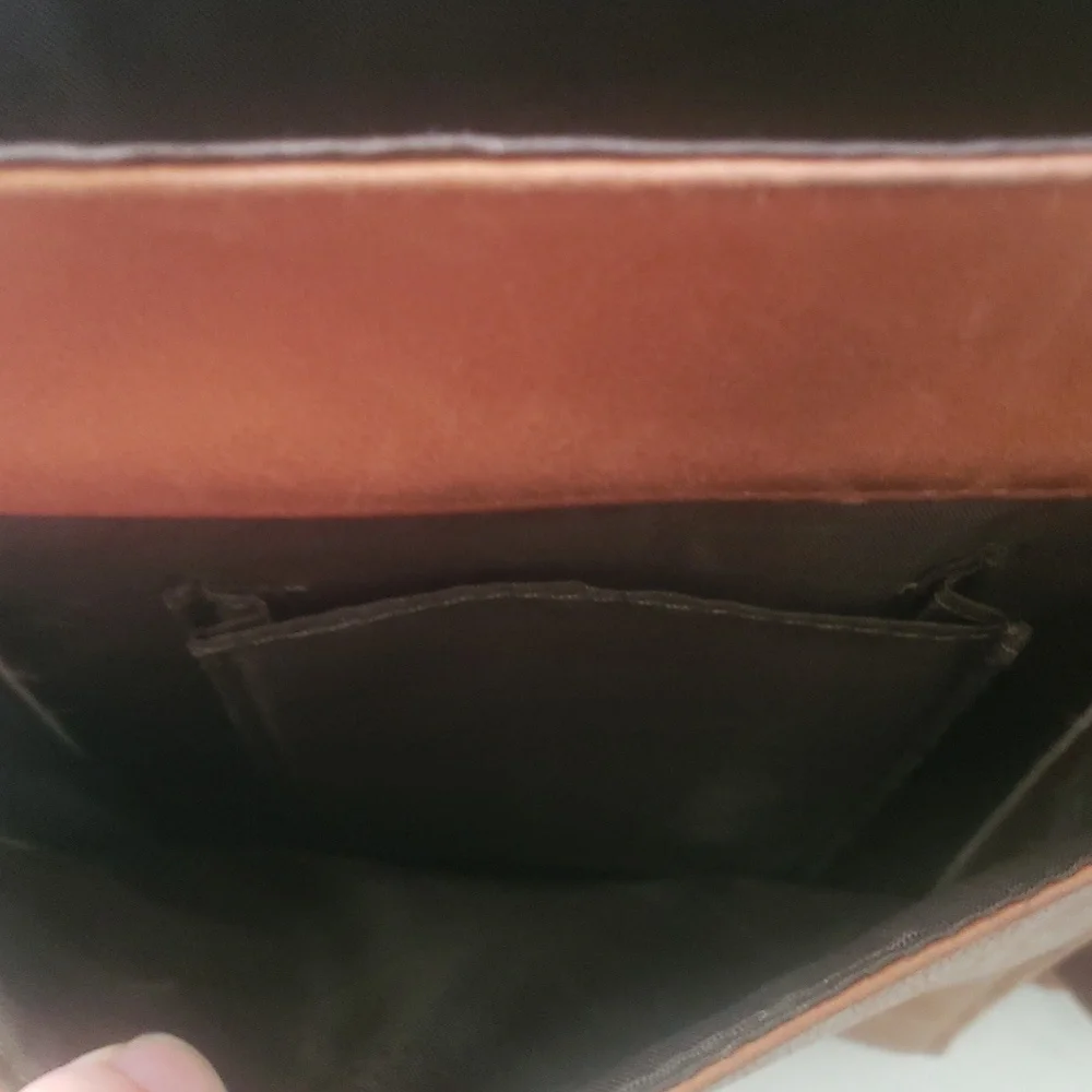 Kenneth Cole Brown Leather Shoulder Briefcase